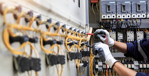 Professional Electrician technician working in Union City, NJ